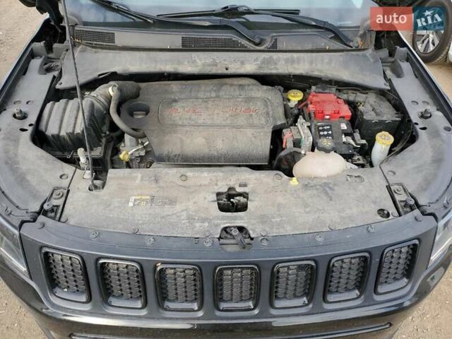 Джип Компас, объемом двигателя 2.36 л и пробегом 68 тыс. км за 2900 $, фото 10 на Automoto.ua
