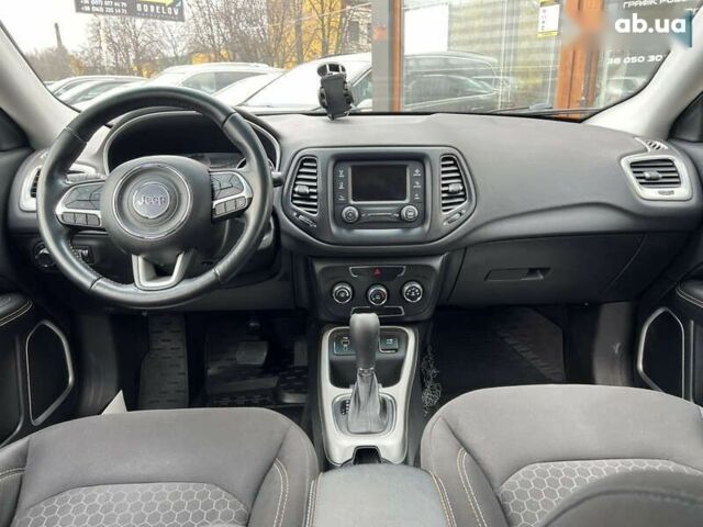 Джип Compass, об'ємом двигуна 2.4 л та пробігом 73 тис. км за 10500 $, фото 10 на Automoto.ua
