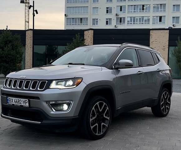 Джип Компас, объемом двигателя 2.36 л и пробегом 163 тыс. км за 17000 $, фото 4 на Automoto.ua