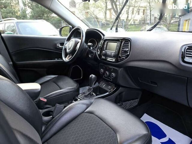 Джип Compass, об'ємом двигуна 2.4 л та пробігом 163 тис. км за 15000 $, фото 9 на Automoto.ua