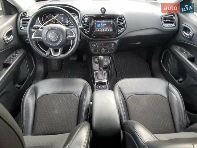 Джип Компас, объемом двигателя 2.36 л и пробегом 68 тыс. км за 2900 $, фото 7 на Automoto.ua