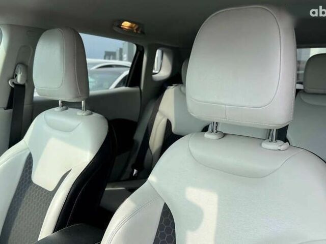 Джип Компас, объемом двигателя 0 л и пробегом 93 тыс. км за 17300 $, фото 12 на Automoto.ua