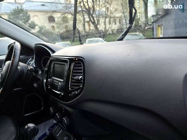 Джип Compass, об'ємом двигуна 2.4 л та пробігом 163 тис. км за 15000 $, фото 15 на Automoto.ua