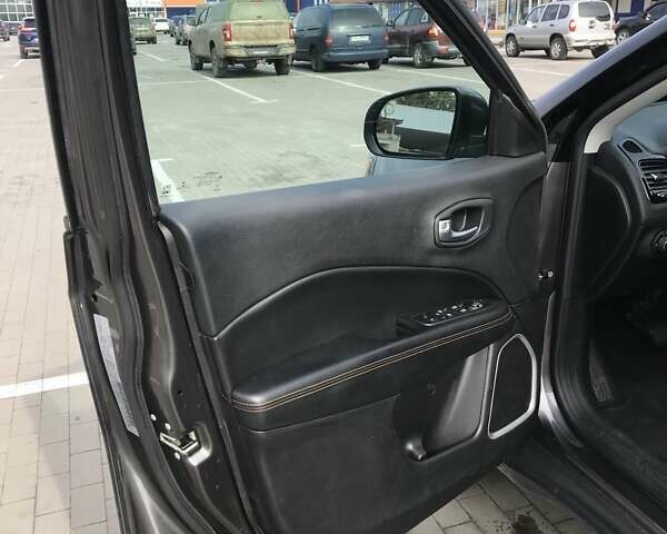 Джип Компас, объемом двигателя 2.36 л и пробегом 115 тыс. км за 16800 $, фото 5 на Automoto.ua