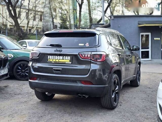 Джип Compass, об'ємом двигуна 2.4 л та пробігом 163 тис. км за 15000 $, фото 5 на Automoto.ua