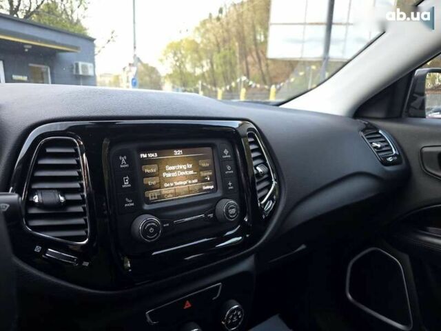 Джип Compass, об'ємом двигуна 2.4 л та пробігом 163 тис. км за 15000 $, фото 16 на Automoto.ua