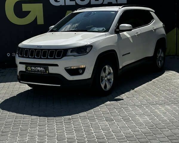Джип Compass, об'ємом двигуна 0 л та пробігом 64 тис. км за 15000 $, фото 1 на Automoto.ua