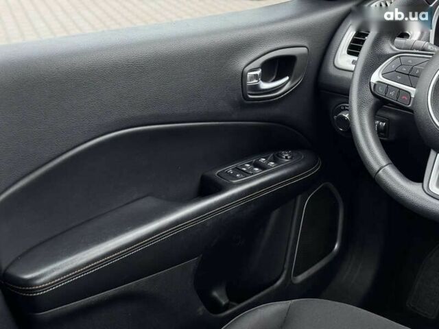 Джип Compass, об'ємом двигуна 2.4 л та пробігом 80 тис. км за 13450 $, фото 28 на Automoto.ua