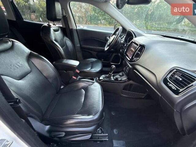 Джип Компас, объемом двигателя 2.4 л и пробегом 126 тыс. км за 2500 $, фото 4 на Automoto.ua