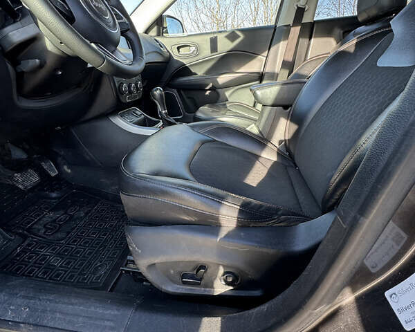 Джип Compass, об'ємом двигуна 2.4 л та пробігом 210 тис. км за 11800 $, фото 9 на Automoto.ua