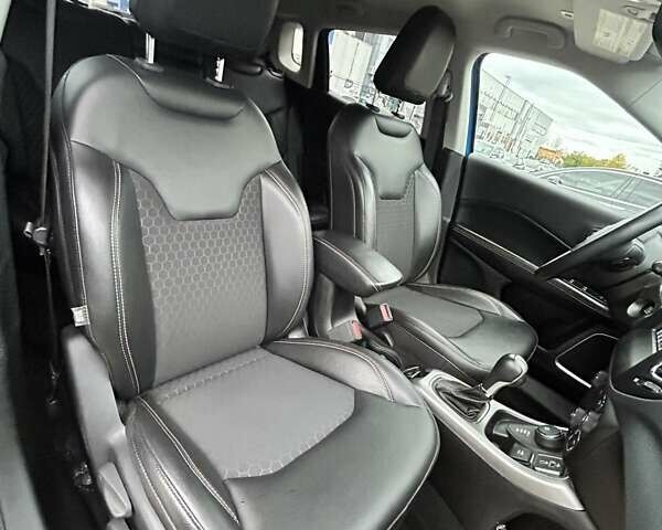 Джип Компас, объемом двигателя 2.4 л и пробегом 61 тыс. км за 16000 $, фото 32 на Automoto.ua