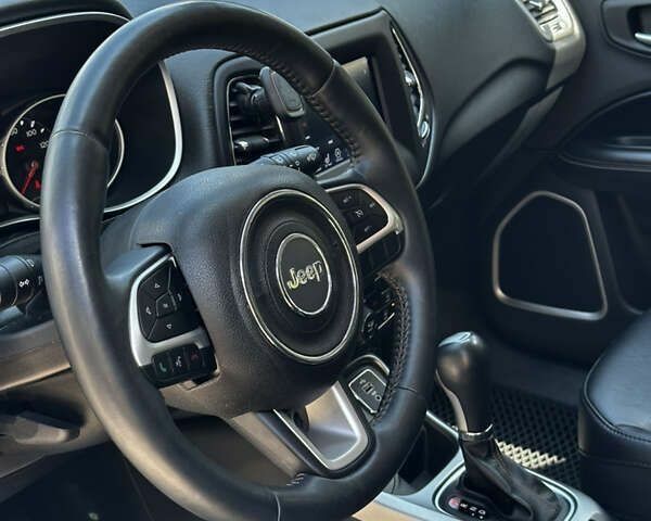 Джип Compass, об'ємом двигуна 0 л та пробігом 64 тис. км за 15000 $, фото 8 на Automoto.ua