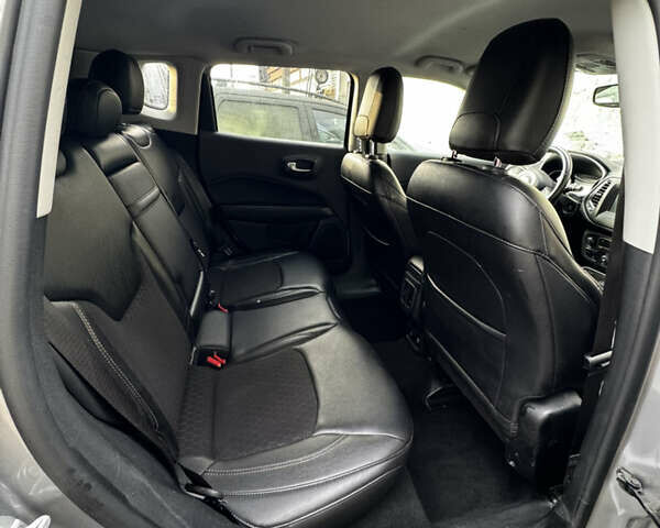 Джип Компас, объемом двигателя 2.4 л и пробегом 141 тыс. км за 9100 $, фото 13 на Automoto.ua