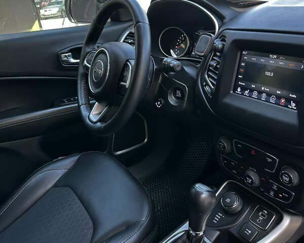 Джип Compass, об'ємом двигуна 0 л та пробігом 64 тис. км за 15000 $, фото 14 на Automoto.ua