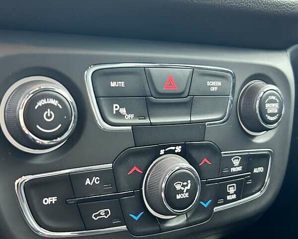 Джип Compass, об'ємом двигуна 2.4 л та пробігом 36 тис. км за 16700 $, фото 31 на Automoto.ua
