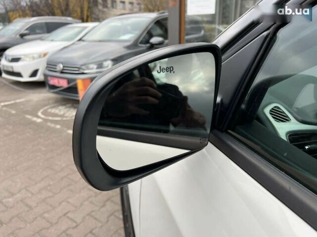 Джип Compass, об'ємом двигуна 2.4 л та пробігом 73 тис. км за 10500 $, фото 15 на Automoto.ua