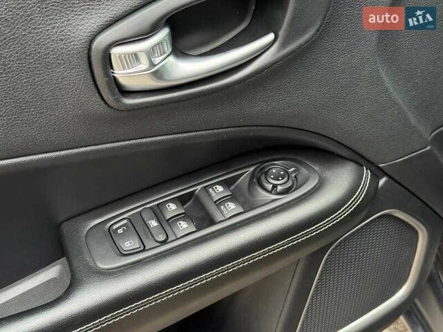 Джип Компас, объемом двигателя 2.36 л и пробегом 92 тыс. км за 17699 $, фото 11 на Automoto.ua