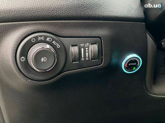 Джип Компас, объемом двигателя 0 л и пробегом 108 тыс. км за 15490 $, фото 26 на Automoto.ua