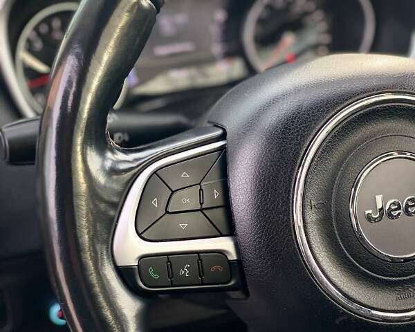 Джип Компас, объемом двигателя 0 л и пробегом 108 тыс. км за 15490 $, фото 29 на Automoto.ua