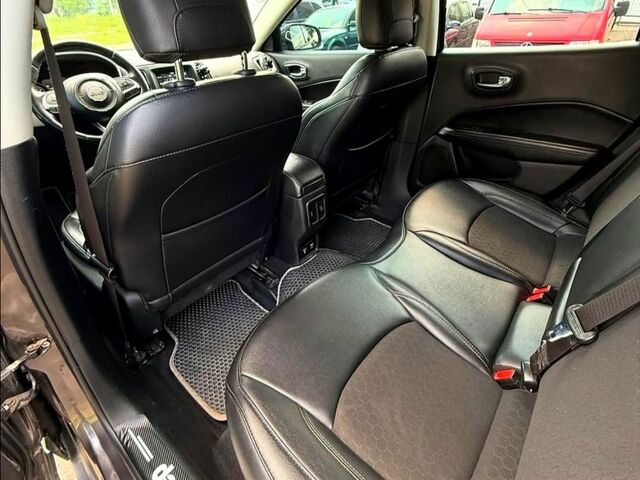 Джип Компас, объемом двигателя 2.4 л и пробегом 103 тыс. км за 15500 $, фото 5 на Automoto.ua