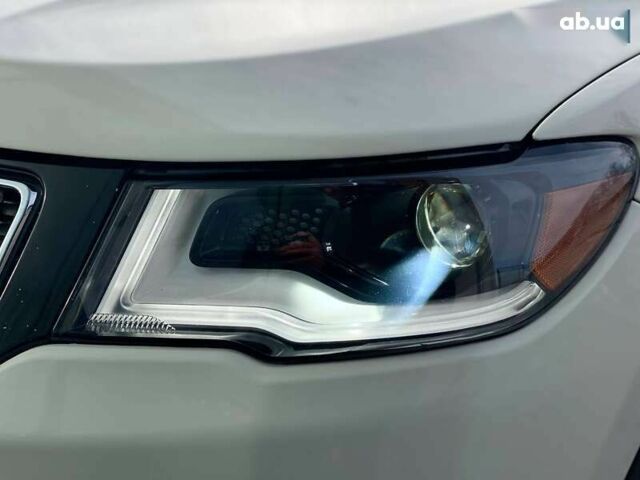 Джип Компас, объемом двигателя 0 л и пробегом 108 тыс. км за 15490 $, фото 18 на Automoto.ua