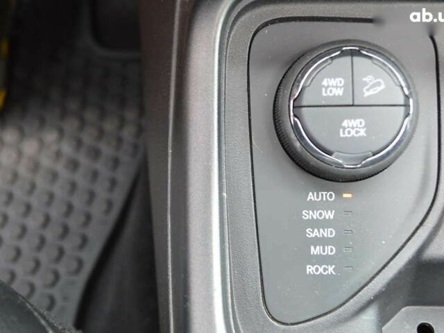 Джип Compass, об'ємом двигуна 2.4 л та пробігом 114 тис. км за 16500 $, фото 20 на Automoto.ua
