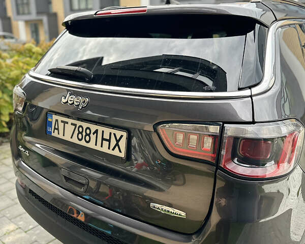 Джип Компас, объемом двигателя 2.4 л и пробегом 100 тыс. км за 15800 $, фото 6 на Automoto.ua