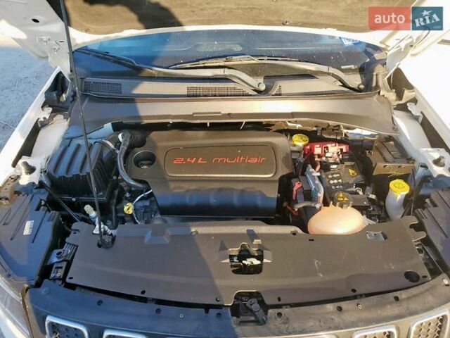 Джип Компас, объемом двигателя 2.36 л и пробегом 130 тыс. км за 3600 $, фото 1 на Automoto.ua