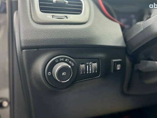 Джип Compass, об'ємом двигуна 0 л та пробігом 140 тис. км за 16800 $, фото 12 на Automoto.ua