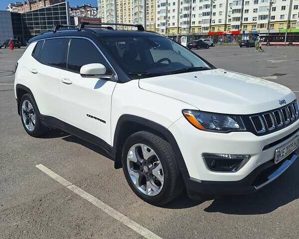 Джип Compass, об'ємом двигуна 2.36 л та пробігом 40 тис. км за 18500 $, фото 2 на Automoto.ua