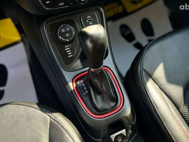 Джип Компас, объемом двигателя 2.4 л и пробегом 119 тыс. км за 16300 $, фото 11 на Automoto.ua