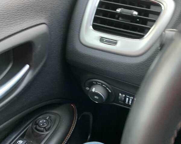 Джип Compass, об'ємом двигуна 2.36 л та пробігом 41 тис. км за 19999 $, фото 13 на Automoto.ua