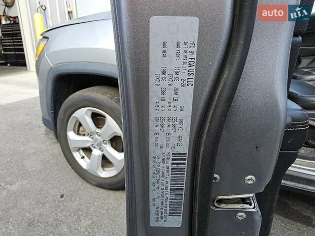 Джип Compass, об'ємом двигуна 2.4 л та пробігом 113 тис. км за 3600 $, фото 12 на Automoto.ua