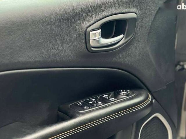 Джип Компас, объемом двигателя 2.4 л и пробегом 57 тыс. км за 15500 $, фото 8 на Automoto.ua