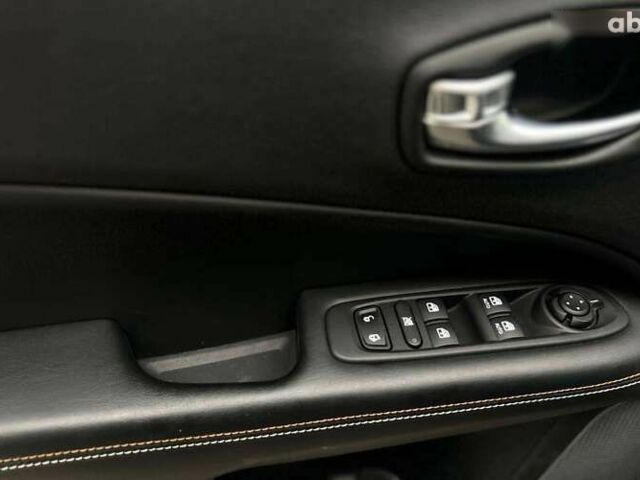 Джип Компас, объемом двигателя 2.4 л и пробегом 77 тыс. км за 15900 $, фото 8 на Automoto.ua