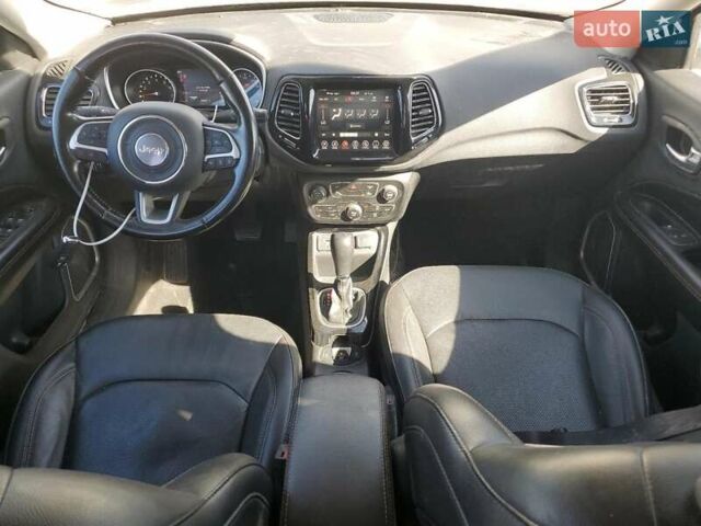 Джип Компас, объемом двигателя 2.4 л и пробегом 160 тыс. км за 3300 $, фото 7 на Automoto.ua