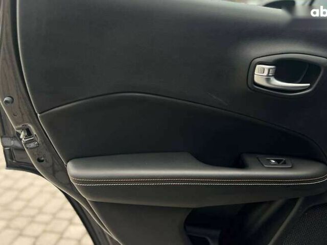 Джип Компас, объемом двигателя 2.4 л и пробегом 77 тыс. км за 15900 $, фото 19 на Automoto.ua