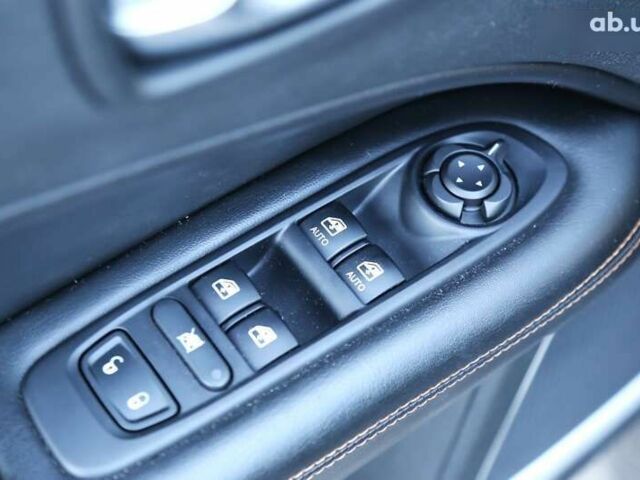 Джип Compass, об'ємом двигуна 2.4 л та пробігом 82 тис. км за 17900 $, фото 22 на Automoto.ua