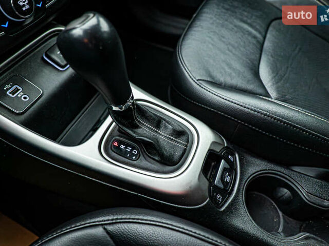 Джип Компас, объемом двигателя 2.4 л и пробегом 110 тыс. км за 17709 $, фото 16 на Automoto.ua