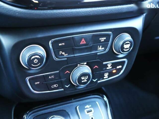 Джип Compass, об'ємом двигуна 2.4 л та пробігом 82 тис. км за 17900 $, фото 18 на Automoto.ua