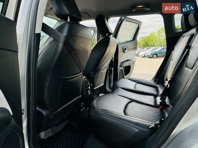 Джип Compass, об'ємом двигуна 2.36 л та пробігом 35 тис. км за 18500 $, фото 14 на Automoto.ua