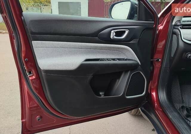 Джип Compass, об'ємом двигуна 2.4 л та пробігом 72 тис. км за 18500 $, фото 13 на Automoto.ua