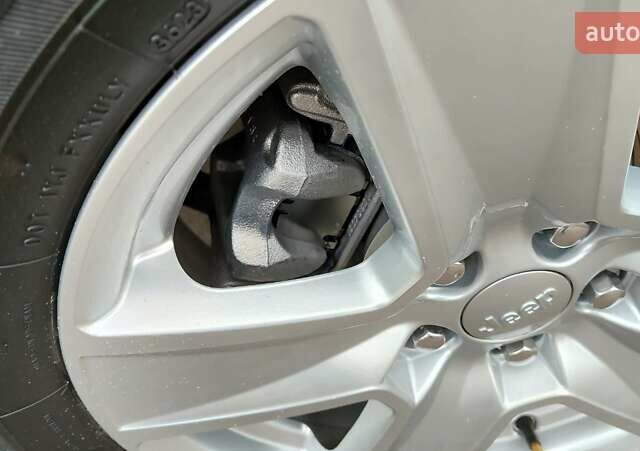 Джип Compass, об'ємом двигуна 2.4 л та пробігом 72 тис. км за 18500 $, фото 18 на Automoto.ua