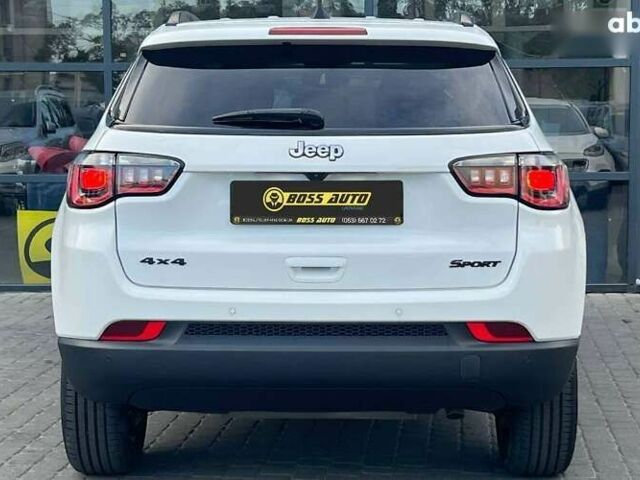 Джип Compass, об'ємом двигуна 2.4 л та пробігом 103 тис. км за 19500 $, фото 5 на Automoto.ua