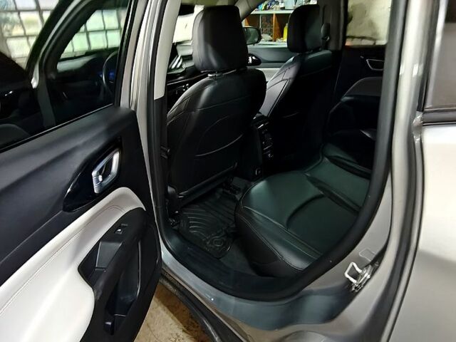 Джип Compass, об'ємом двигуна 2.4 л та пробігом 42 тис. км за 22000 $, фото 6 на Automoto.ua