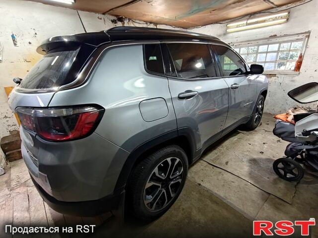 Джип Compass, об'ємом двигуна 2.4 л та пробігом 42 тис. км за 22000 $, фото 2 на Automoto.ua
