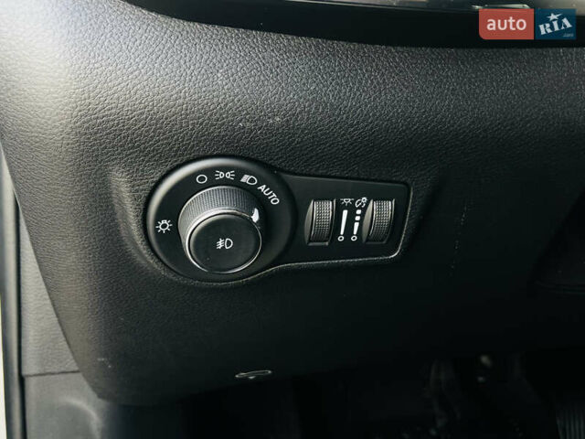 Джип Compass, об'ємом двигуна 2.36 л та пробігом 35 тис. км за 18500 $, фото 23 на Automoto.ua