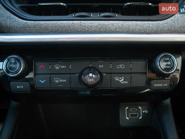 Джип Compass, об'ємом двигуна 2 л та пробігом 53 тис. км за 21800 $, фото 21 на Automoto.ua