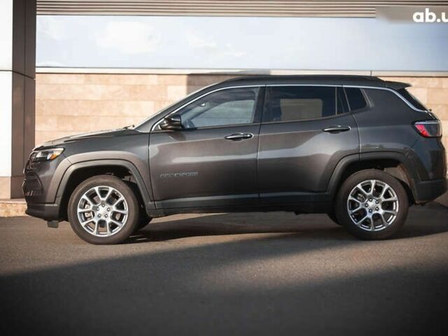 Джип Компас, объемом двигателя 2 л и пробегом 53 тыс. км за 21800 $, фото 4 на Automoto.ua