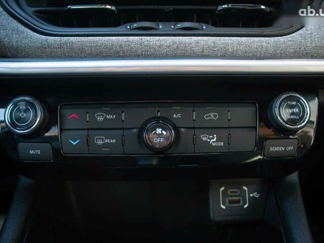 Джип Компас, объемом двигателя 2 л и пробегом 53 тыс. км за 21800 $, фото 21 на Automoto.ua